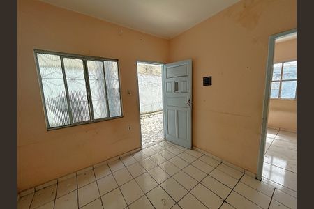 Sala de casa para alugar com 1 quarto, 60m² em Cabuís, Nilópolis