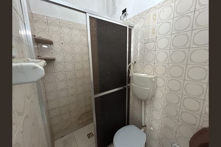 Banheiro de casa para alugar com 1 quarto, 60m² em Cabuís, Nilópolis