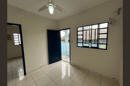 Casa para alugar com 1 quarto, 60m² em Cabuís, Nilópolis