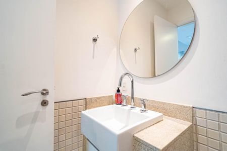 Apartamento à venda com 56m², 2 quartos e 1 vagaBanheiro Social