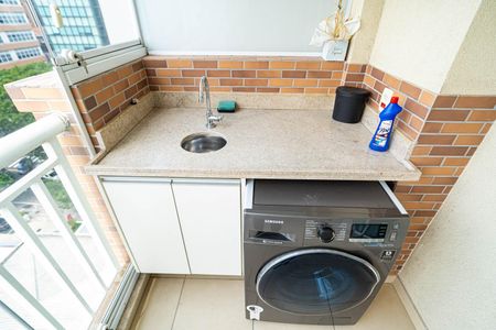 Apartamento à venda com 56m², 2 quartos e 1 vagaÁrea de Serviço