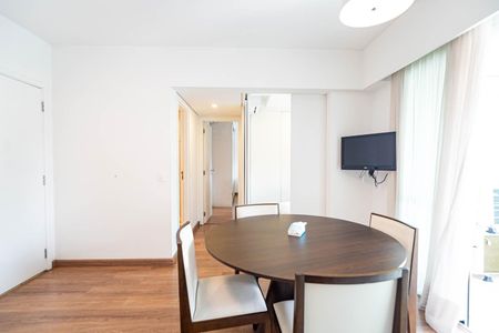 Sala de apartamento à venda com 2 quartos, 56m² em Bela Vista, São Paulo