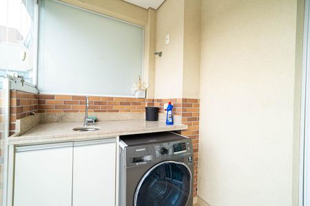 Apartamento à venda com 56m², 2 quartos e 1 vagaÁrea de Serviço