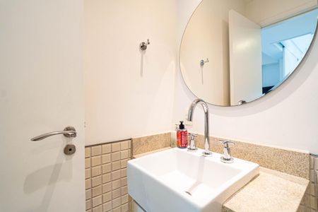 Apartamento à venda com 56m², 2 quartos e 1 vagaBanheiro Social