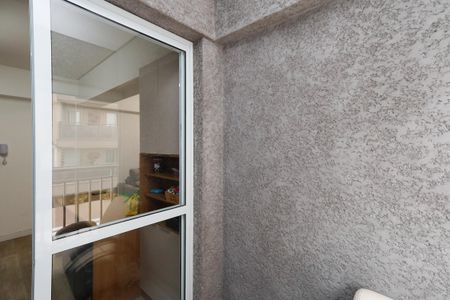 Apartamento à venda com 43m², 2 quartos e 1 vaga Apartamento à venda com 43m², 2 quartos e 1 vagaÁrea de Serviço