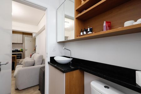Apartamento à venda com 43m², 2 quartos e 1 vaga Apartamento à venda com 43m², 2 quartos e 1 vagaBanheiro