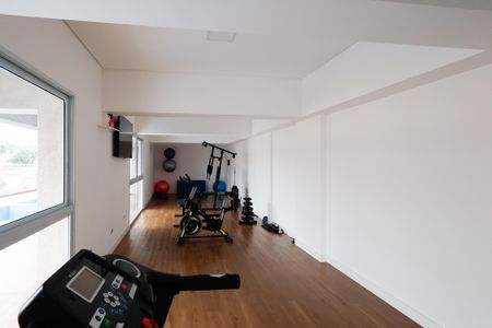 Apartamento à venda com 43m², 2 quartos e 1 vaga Apartamento à venda com 43m², 2 quartos e 1 vagaÁrea comum - Academia
