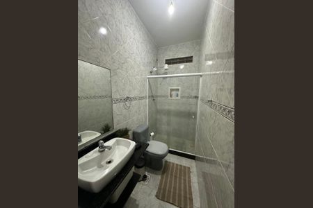 Casa para alugar com 360m², 3 quartos e 4 vagasBanheiro 2