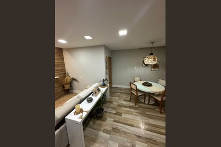 Sala de casa para alugar com 2 quartos, 360m² em Moquetá, Nova Iguaçu