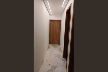Corredor de apartamento para alugar com 2 quartos, 65m² em Mirandópolis, São Paulo
