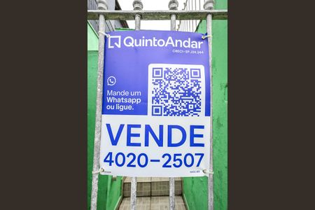 Casa à venda com 100m², 3 quartos e 2 vagasFachada