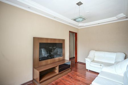 Casa à venda com 100m², 3 quartos e 2 vagasSala