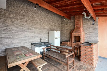 Casa à venda com 100m², 3 quartos e 2 vagasChurrasqueira