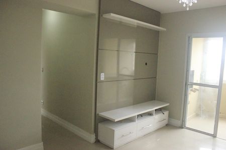 Sala  de apartamento para alugar com 3 quartos, 75m² em Vila Progresso, Guarulhos