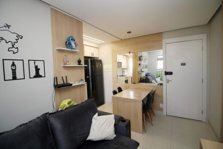 Sala de apartamento para alugar com 1 quarto, 35m² em Vista Alegre, Rio de Janeiro
