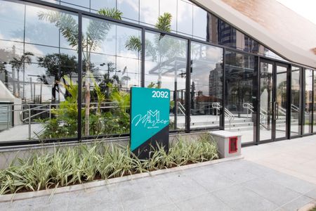 Apartamento à venda com 115m², 2 quartos e 2 vagasFachada