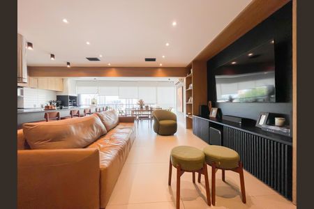 Apartamento à venda com 115m², 2 quartos e 2 vagasSala