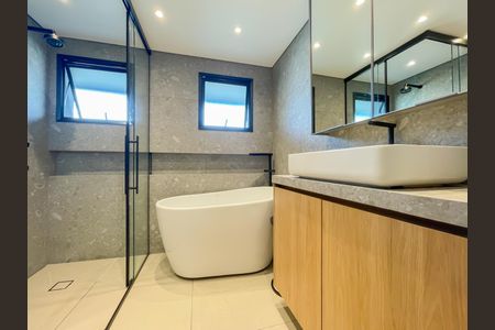 Apartamento à venda com 115m², 2 quartos e 2 vagasBanheiro da Suíte 1