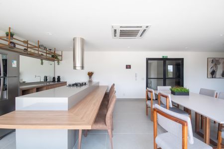 Apartamento à venda com 115m², 2 quartos e 2 vagasÁrea comum - Salão de festas