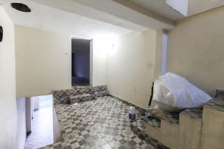 Casa para alugar com 80m², 1 quarto e 1 vagaQuintal