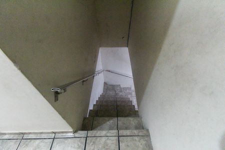 Casa para alugar com 80m², 1 quarto e 1 vagaEscada