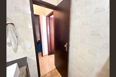 Apartamento à venda com 82m², 2 quartos e 1 vagaBanheiro 