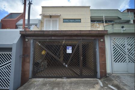 Casa para alugar com 225m², 3 quartos e 2 vagasPlaca