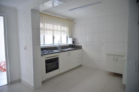 Casa para alugar com 225m², 3 quartos e 2 vagasCozinha
