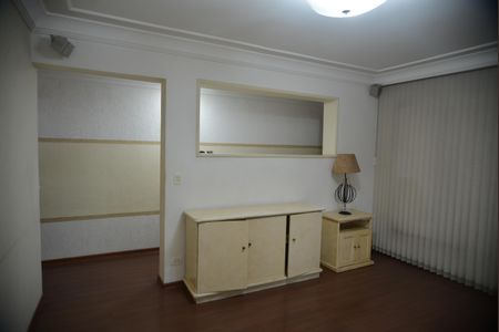 Sala de casa para alugar com 3 quartos, 225m² em Vila Scarpelli, Santo André