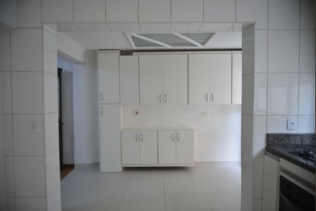 Casa para alugar com 225m², 3 quartos e 2 vagasCozinha