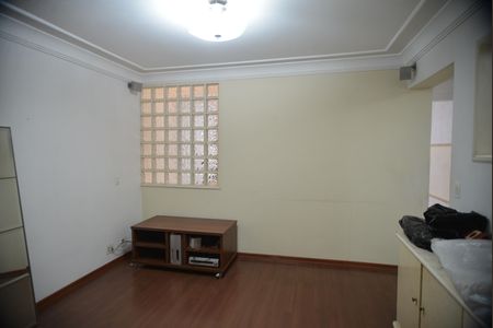 Casa para alugar com 225m², 3 quartos e 2 vagasSala
