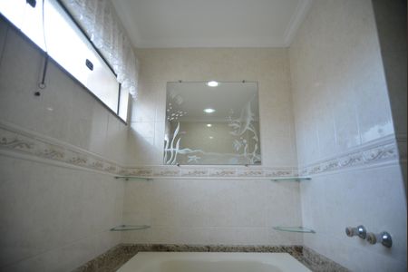 Casa para alugar com 225m², 3 quartos e 2 vagasBanheiro da Suíte 3
