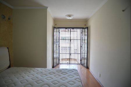 Casa para alugar com 225m², 3 quartos e 2 vagasSuíte 2
