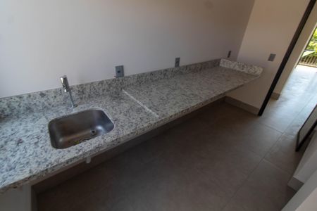 Casa de condomínio à venda com 224m², 3 quartos e 2 vagasLAVANDERIA