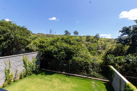 Casa de condomínio à venda com 224m², 3 quartos e 2 vagasVISTA DA SACADA