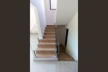 Casa de condomínio à venda com 224m², 3 quartos e 2 vagasESCADA ACESSOS