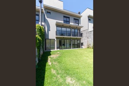 Casa de condomínio à venda com 224m², 3 quartos e 2 vagasÁREA EXTERNA FACHDA