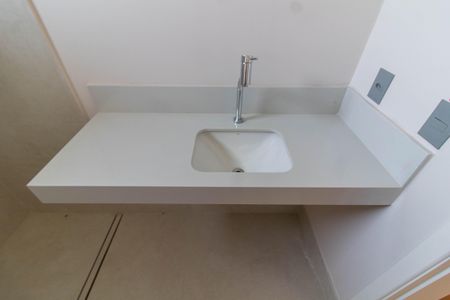 Casa de condomínio à venda com 224m², 3 quartos e 2 vagasBANHEIRO DA SUITE 3