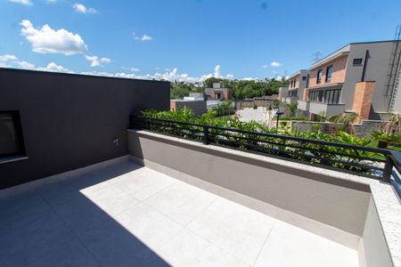 Casa de condomínio à venda com 224m², 3 quartos e 2 vagasSACADA