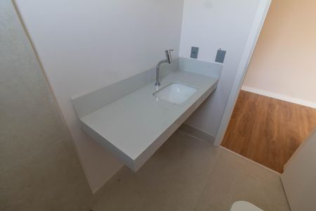 Casa de condomínio à venda com 224m², 3 quartos e 2 vagasBANHEIRO DA SUITE 3