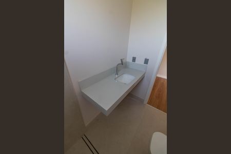 Casa de condomínio à venda com 224m², 3 quartos e 2 vagasBANHEIRO DA SUITE 3