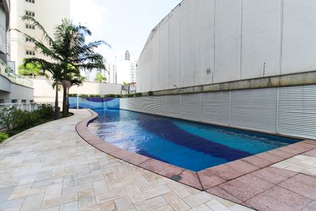 Apartamento à venda com 73m², 2 quartos e 2 vagas Apartamento à venda com 73m², 2 quartos e 2 vagasÁrea comum - Piscina