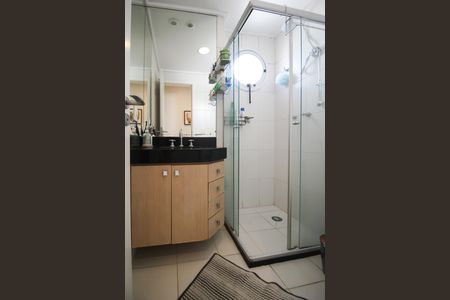 Apartamento à venda com 73m², 2 quartos e 2 vagas Apartamento à venda com 73m², 2 quartos e 2 vagasBanheiro