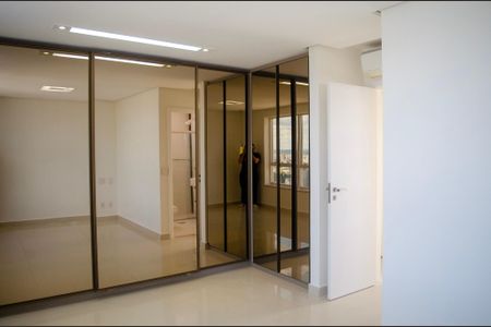 Apartamento para alugar com 140m², 3 quartos e 2 vagas