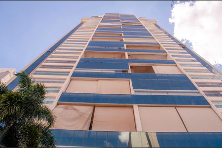 Apartamento para alugar com 140m², 3 quartos e 2 vagas