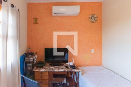 Casa à venda com 210m², 3 quartos e 5 vagas Casa à venda com 210m², 3 quartos e 5 vagasQuarto 3