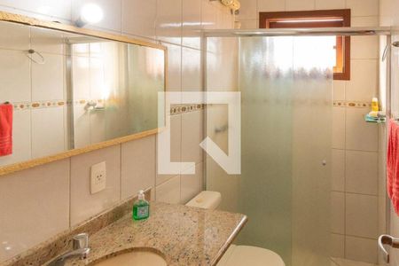 Casa à venda com 210m², 3 quartos e 5 vagas Casa à venda com 210m², 3 quartos e 5 vagasBanheiro Suíte