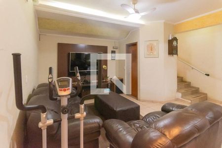 Casa à venda com 210m², 3 quartos e 5 vagas Casa à venda com 210m², 3 quartos e 5 vagasSala