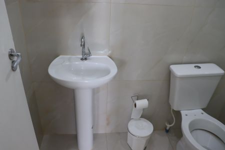 Apartamento para alugar com 53m², 2 quartos e 1 vaga Apartamento para alugar com 53m², 2 quartos e 1 vagaBanheiro