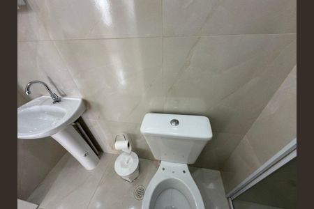 Apartamento para alugar com 53m², 2 quartos e 1 vaga Apartamento para alugar com 53m², 2 quartos e 1 vagaBanheiro